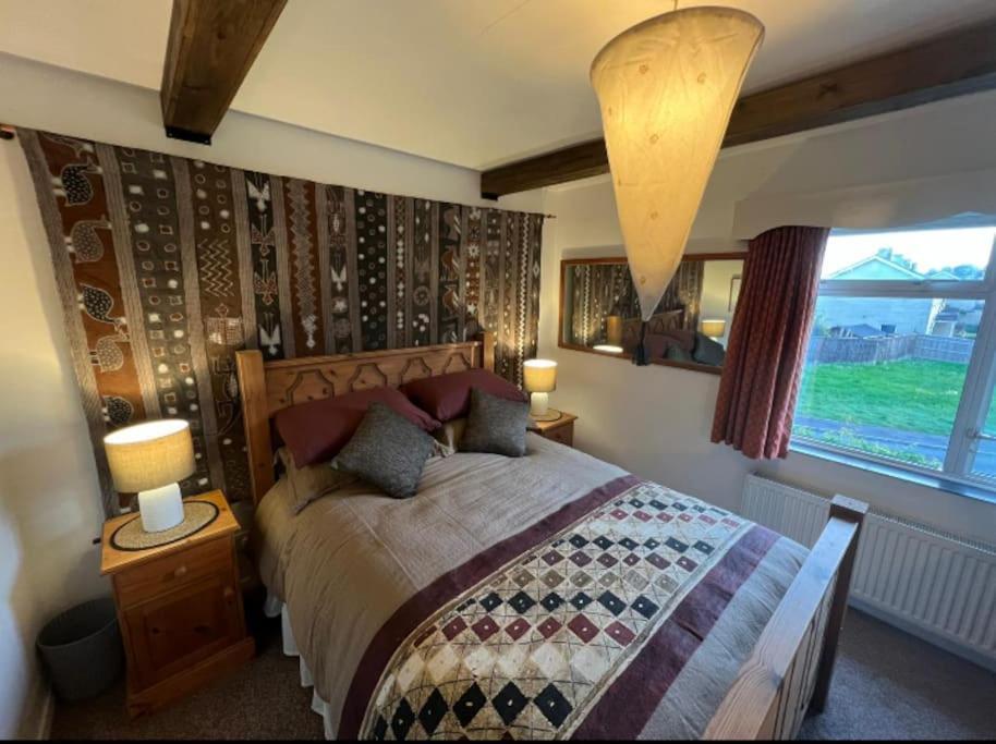 Cosy Private Accommodation In Corsham, Near Bath Екстериор снимка